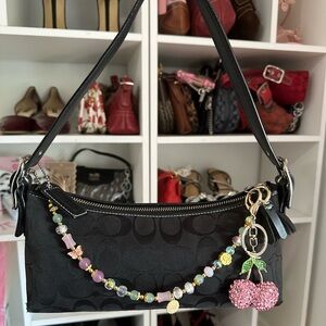 Black y2k Coach Baguette 🎀🖤